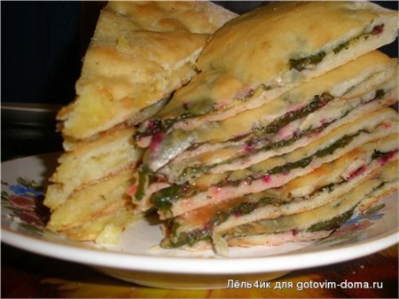 Со свекольными листьями и сыром, 750 гр. Осетинский пирог "Цахараджын" - фото 4923