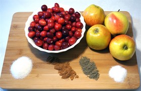 Яблочно - Клюквенный пирог 1200 гр. на дрожжевом тесте